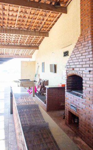 Casa à venda com 320m², 4 quartos e 2 vagasEspaço Gourmet
