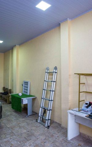 Casa à venda com 320m², 4 quartos e 2 vagasGaragem