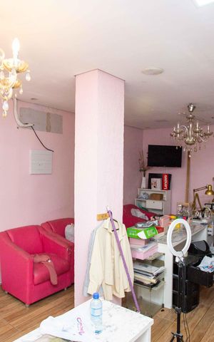 Casa à venda com 320m², 4 quartos e 2 vagasSalao