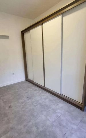Casa para alugar com 599m², 7 quartos e 7 vagas Casa para alugar com 599m², 7 quartos e 7 vagasQuarto