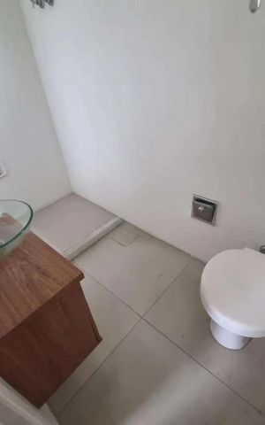 Casa para alugar com 599m², 7 quartos e 7 vagas Casa para alugar com 599m², 7 quartos e 7 vagasBanheiro