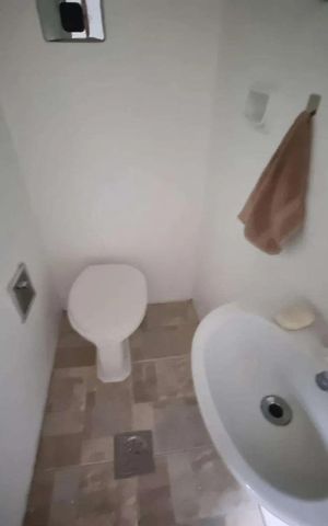 Casa para alugar com 599m², 7 quartos e 7 vagas Casa para alugar com 599m², 7 quartos e 7 vagasLavabo