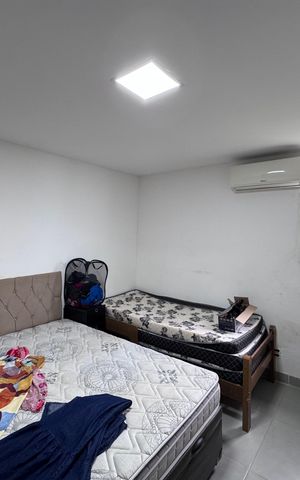 Casa à venda com 200m², 3 quartos e 1 vaga Casa à venda com 200m², 3 quartos e 1 vagaQuarto 1