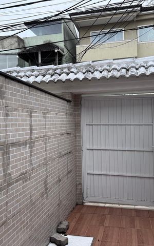 Casa à venda com 200m², 3 quartos e 1 vaga Casa à venda com 200m², 3 quartos e 1 vagaAcesso
