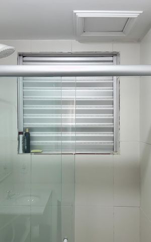 Apartamento à venda com 57m², 2 quartos e 1 vaga Apartamento à venda com 57m², 2 quartos e 1 vagaBanheiro Social