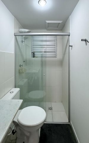 Apartamento à venda com 57m², 2 quartos e 1 vaga Apartamento à venda com 57m², 2 quartos e 1 vagaBanheiro Social