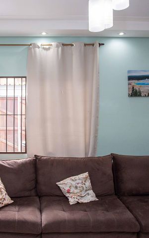 Casa à venda com 178m², 3 quartos e 3 vagasSala