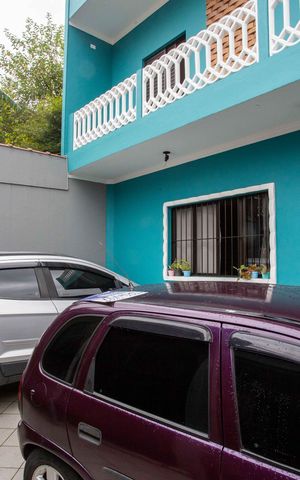 Casa à venda com 178m², 3 quartos e 3 vagasGaragem