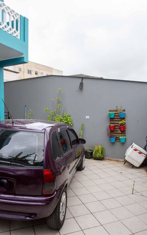 Casa à venda com 178m², 3 quartos e 3 vagasGaragem