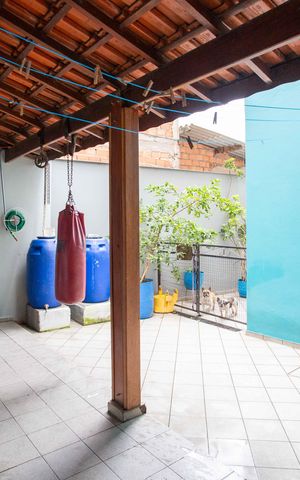 Casa à venda com 178m², 3 quartos e 3 vagasQuintal