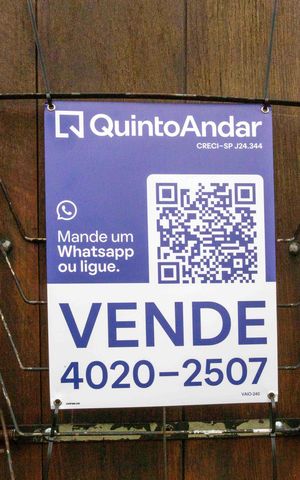Casa à venda com 178m², 3 quartos e 3 vagasPlaquinha