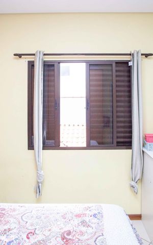Casa à venda com 178m², 3 quartos e 3 vagasQuarto Suíte