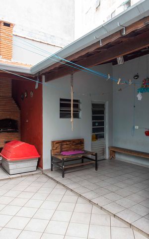 Casa à venda com 178m², 3 quartos e 3 vagasQuintal