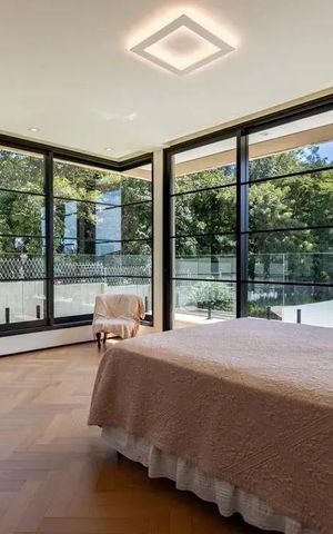 Casa de condomínio à venda com 576m², 6 quartos e 6 vagas