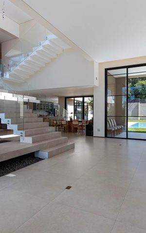 Casa de condomínio à venda com 576m², 6 quartos e 6 vagas
