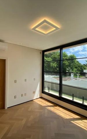 Casa de condomínio à venda com 576m², 6 quartos e 6 vagas