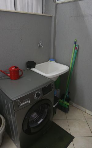Studio à venda com 320m², 1 quarto e 2 vagasArea de serviço