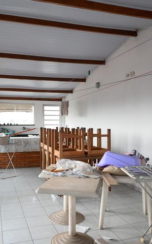 Casa à venda com 92m², 4 quartos e 2 vagas Casa à venda com 92m², 4 quartos e 2 vagasEspaço Gourmet