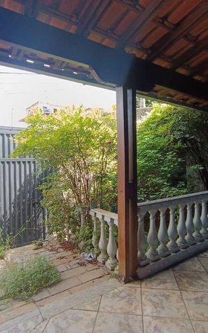 Casa à venda com 378m², 4 quartos e 2 vagas