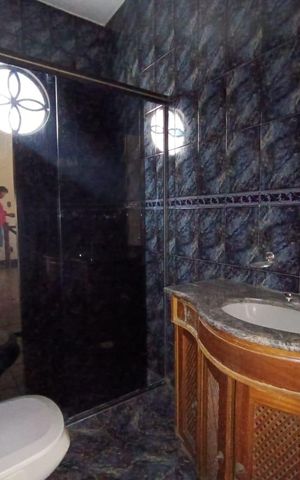 Casa à venda com 378m², 4 quartos e 2 vagas