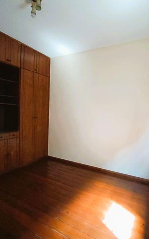 Casa à venda com 378m², 4 quartos e 2 vagas