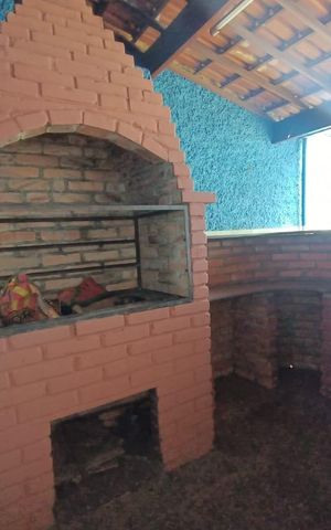 Casa à venda com 378m², 4 quartos e 2 vagas