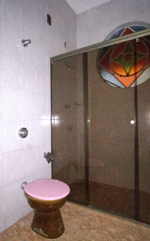 Casa à venda com 378m², 4 quartos e 2 vagas
