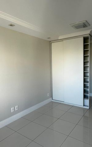 Apartamento à venda com 180m², 3 quartos e 2 vagas Apartamento à venda com 180m², 3 quartos e 2 vagasQuarto 3