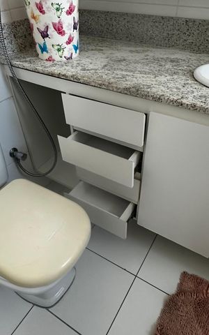 Apartamento à venda com 180m², 3 quartos e 2 vagas Apartamento à venda com 180m², 3 quartos e 2 vagasBanheiro quarto 2