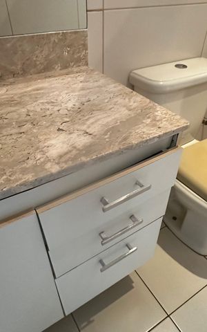 Apartamento à venda com 180m², 3 quartos e 2 vagas Apartamento à venda com 180m², 3 quartos e 2 vagasBanheiro quarto 3