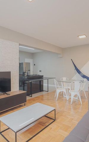 Apartamento à venda com 90m², 2 quartos e 1 vaga Apartamento à venda com 90m², 2 quartos e 1 vagaSala