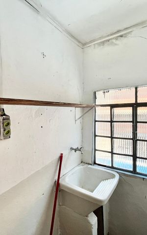 Casa para alugar com 33m², 1 quarto e sem vagaÁrea de Serviço