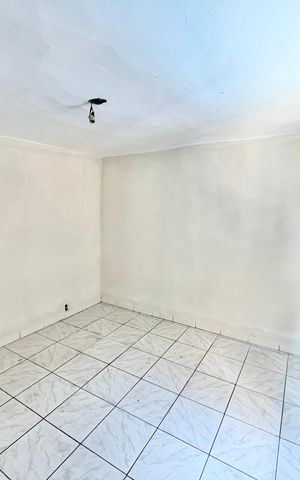Casa para alugar com 33m², 1 quarto e sem vagaQuarto