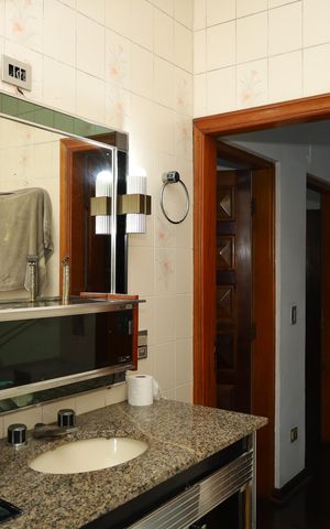 Casa à venda com 536m², 3 quartos e 7 vagasBanheiro 2