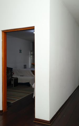 Casa à venda com 536m², 3 quartos e 7 vagasHall entre cômodos