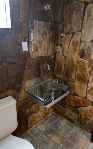 Casa à venda com 100m², 3 quartos e 2 vagasBanheiro Suíte
