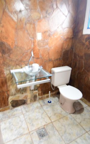 Casa à venda com 100m², 3 quartos e 2 vagasLavabo