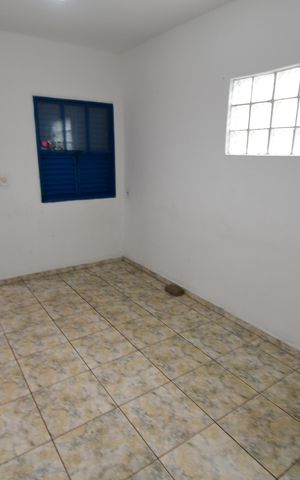 Casa à venda com 100m², 3 quartos e 2 vagasQuarto 2 - Suíte