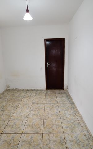 Casa à venda com 100m², 3 quartos e 2 vagasQuarto 2 - Suíte