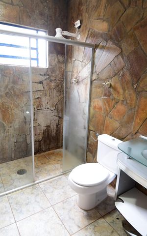 Casa à venda com 100m², 3 quartos e 2 vagasBanheiro Suíte