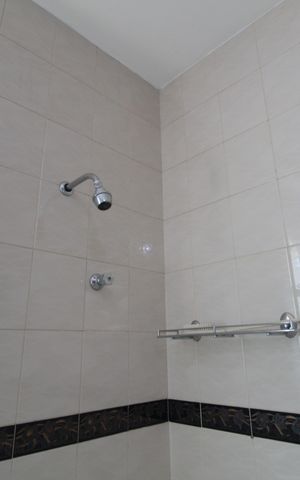 Casa à venda com 406m², 4 quartos e 3 vagasBanheiro da Suite Master