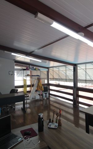 Casa à venda com 406m², 4 quartos e 3 vagasEscritório