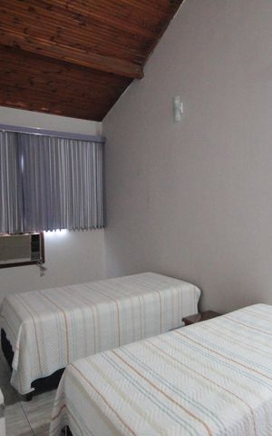 Casa à venda com 406m², 4 quartos e 3 vagasQuarto 1