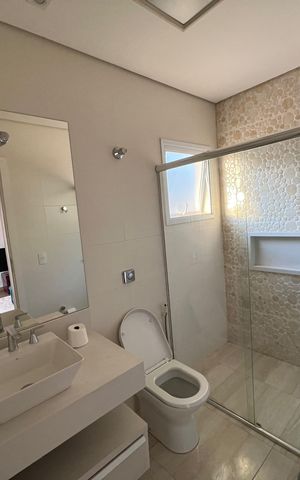 Casa à venda com 314m², 3 quartos e 2 vagas Casa à venda com 314m², 3 quartos e 2 vagasBanheiro