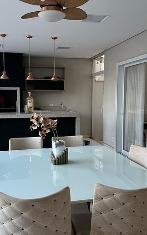Casa à venda com 314m², 3 quartos e 2 vagas Casa à venda com 314m², 3 quartos e 2 vagasVaranda