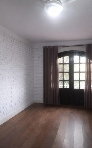 Casa à venda com 155m², 3 quartos e 2 vagas Casa à venda com 155m², 3 quartos e 2 vagasQuarto