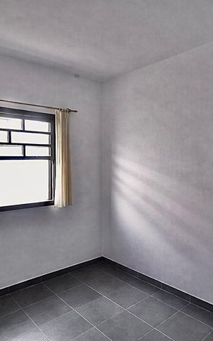 Casa à venda com 155m², 3 quartos e 2 vagas Casa à venda com 155m², 3 quartos e 2 vagasQuarto