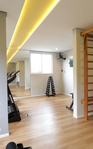 Apartamento à venda com 42m², 2 quartos e sem vagaÁrea comum - Academia