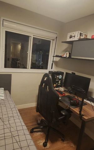 Apartamento à venda com 75m², 2 quartos e 2 vagas Apartamento à venda com 75m², 2 quartos e 2 vagasQuarto