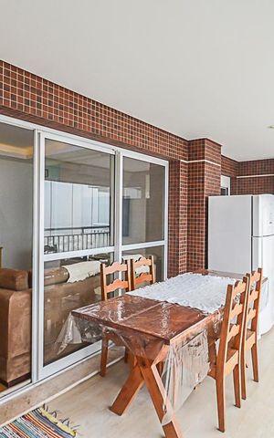 Apartamento à venda com 127m², 3 quartos e 2 vagas Apartamento à venda com 127m², 3 quartos e 2 vagasVaranda gourmet